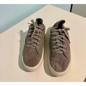 TOMS SUEDE TAN SNEAKERS